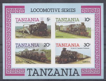 Железная дорога. Паровозы. Товарные составы.  Танзания.