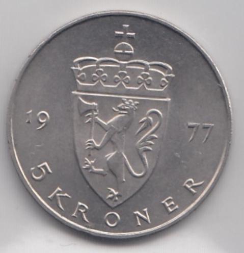 5 крон Норвегия 1977 год. Король OLAF -V Герб.