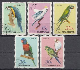 Попугаи. КНДР 1975 год.