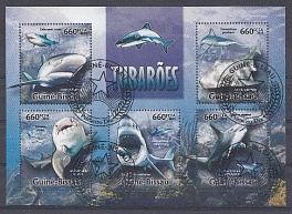 Морская фауна. Гвинея Биссау  2013 год. Морские хищники Акулы. 
