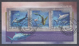 Морская фауна. Республика Гвинея 2014 год. Акулы. Рыба молот.